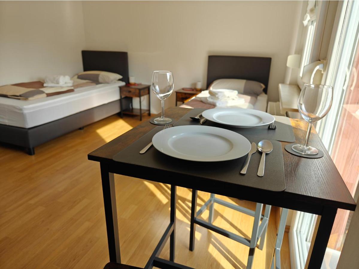 2Br Apartment, Parking, Wi-Fi, Tv In Berlin Karow Экстерьер фото