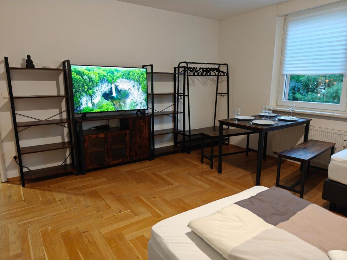 2Br Apartment, Parking, Wi-Fi, Tv In Berlin Karow Экстерьер фото